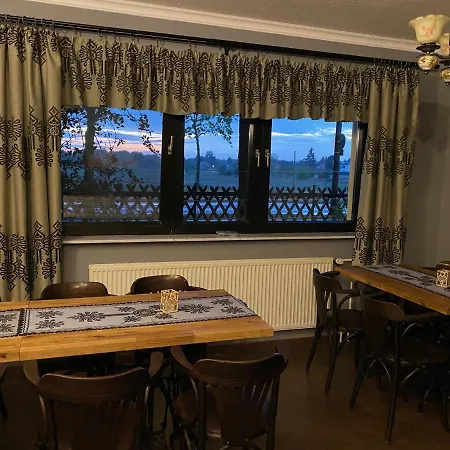 兹布鲁内恩酒店 3*